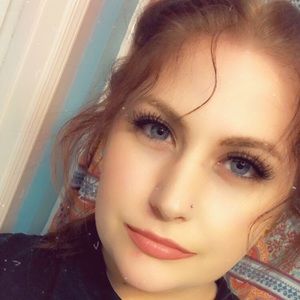 Meet your Posher, Madeline